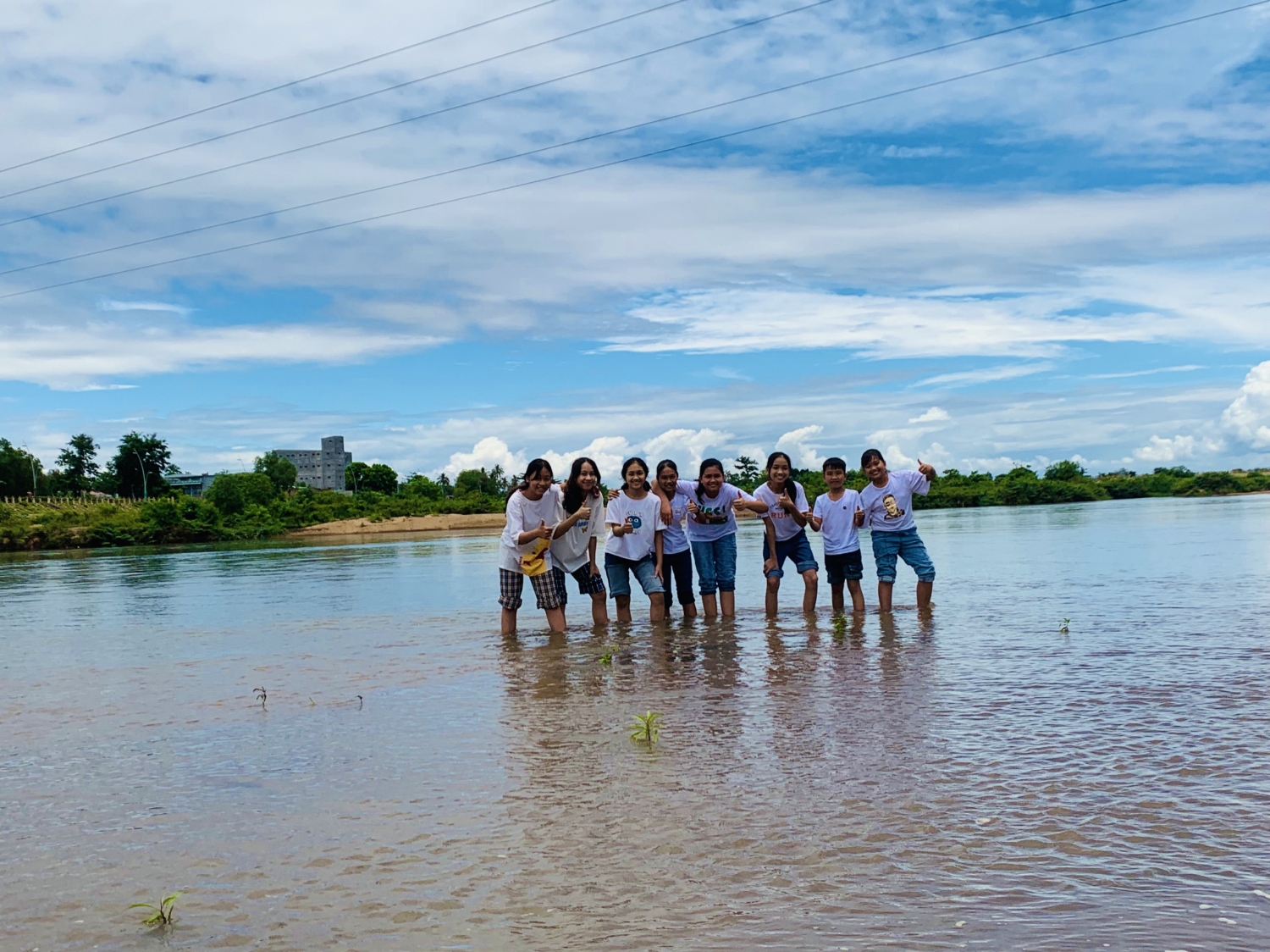 "Bãi biển mi ni" giữa lòng thị xã Ayun Pa, Gia Lai