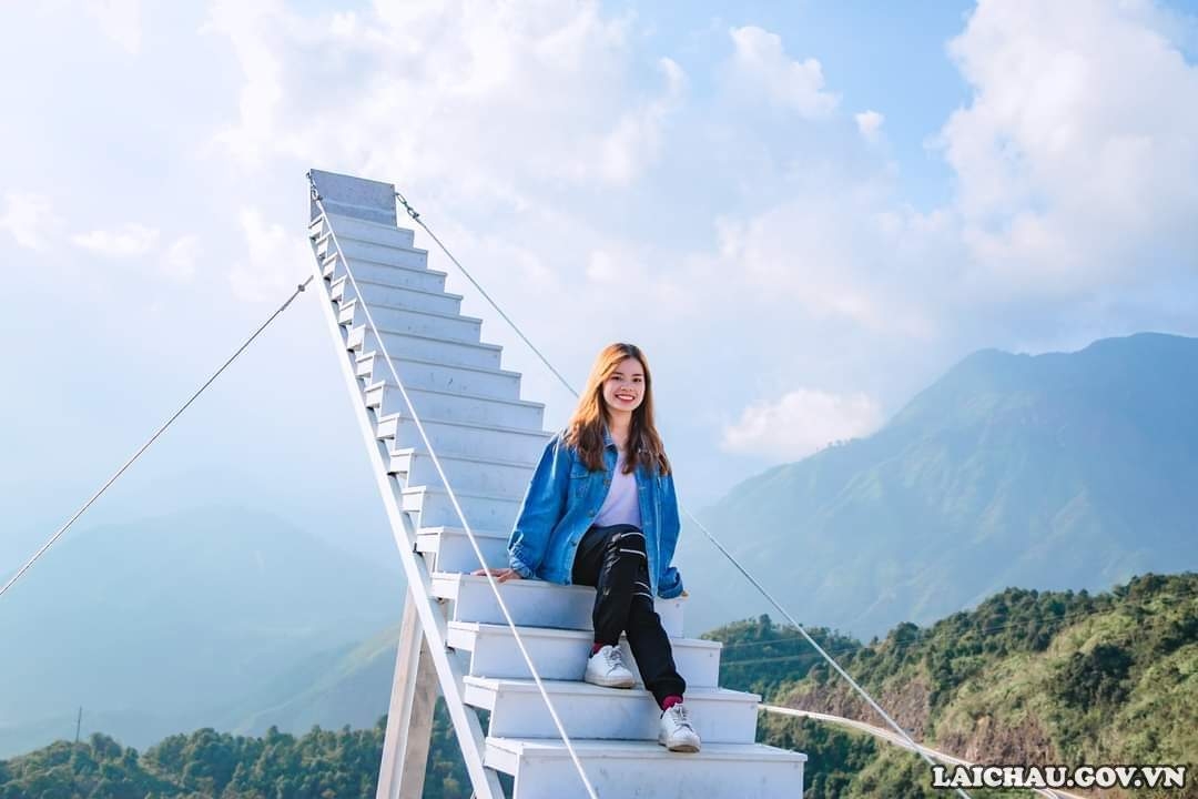 Khám phá vẻ đẹp Khu du lịch Cổng trời Ô Quy Hồ Khám phá vẻ đẹp Khu du lịch Cổng trời Ô Quy Hồ