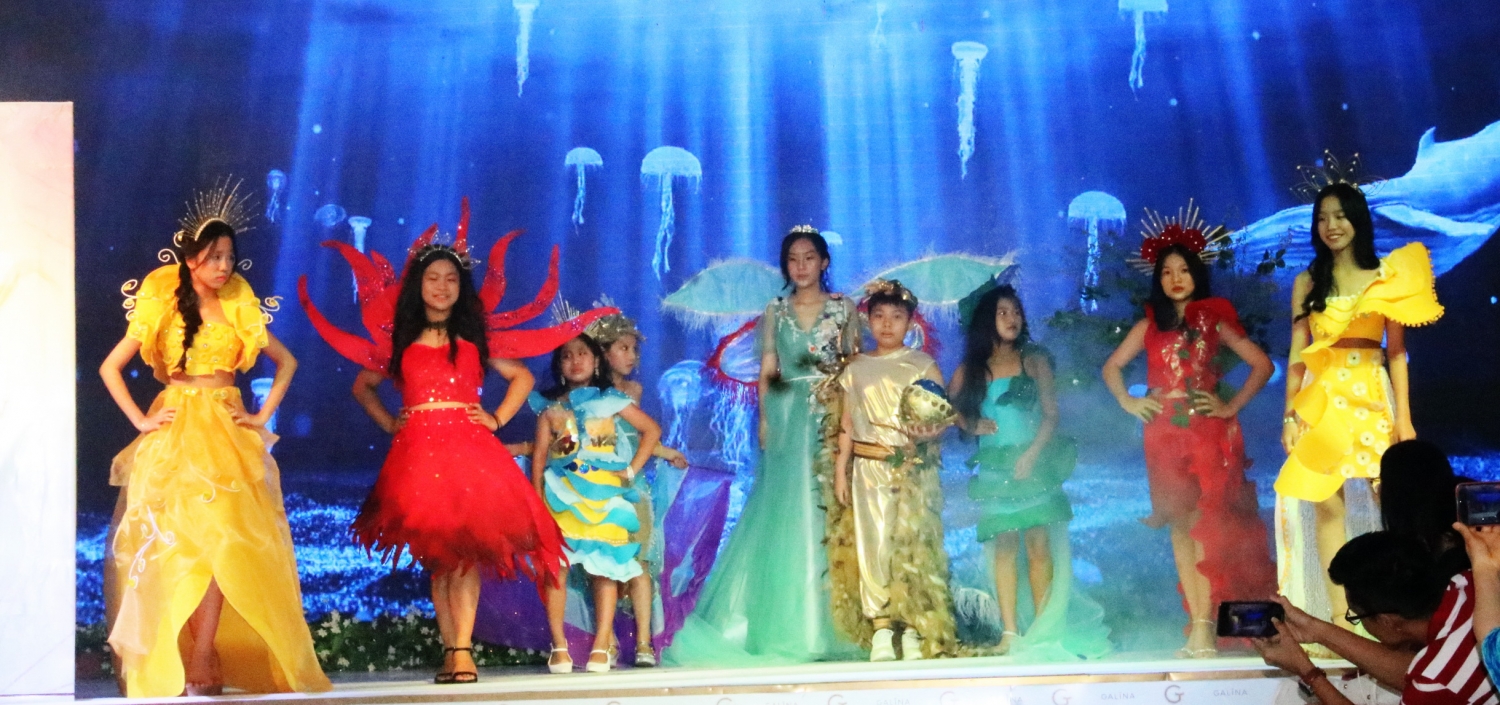 Đêm hội nghệ thuật Viet Up Star Đêm hội nghệ thuật Viet Up Star