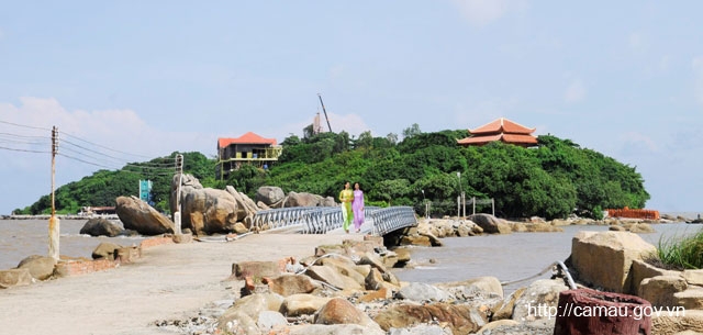 Hòn Đá Bạc