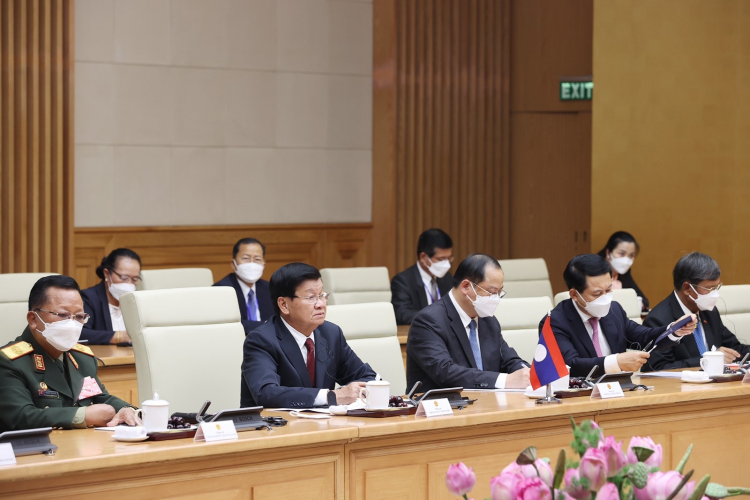 Thủ tướng Phạm Minh Chính hội kiến Tổng Bí thư, Chủ tịch nước CHDCND Lào