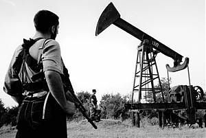 Rosneft tăng thăm dò khai thác ở Chechnya rosneft tang tham do khai thac o chechnya