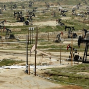 Ngành đá phiến Mỹ sẽ sụp đổ nếu giá dầu không tăng?