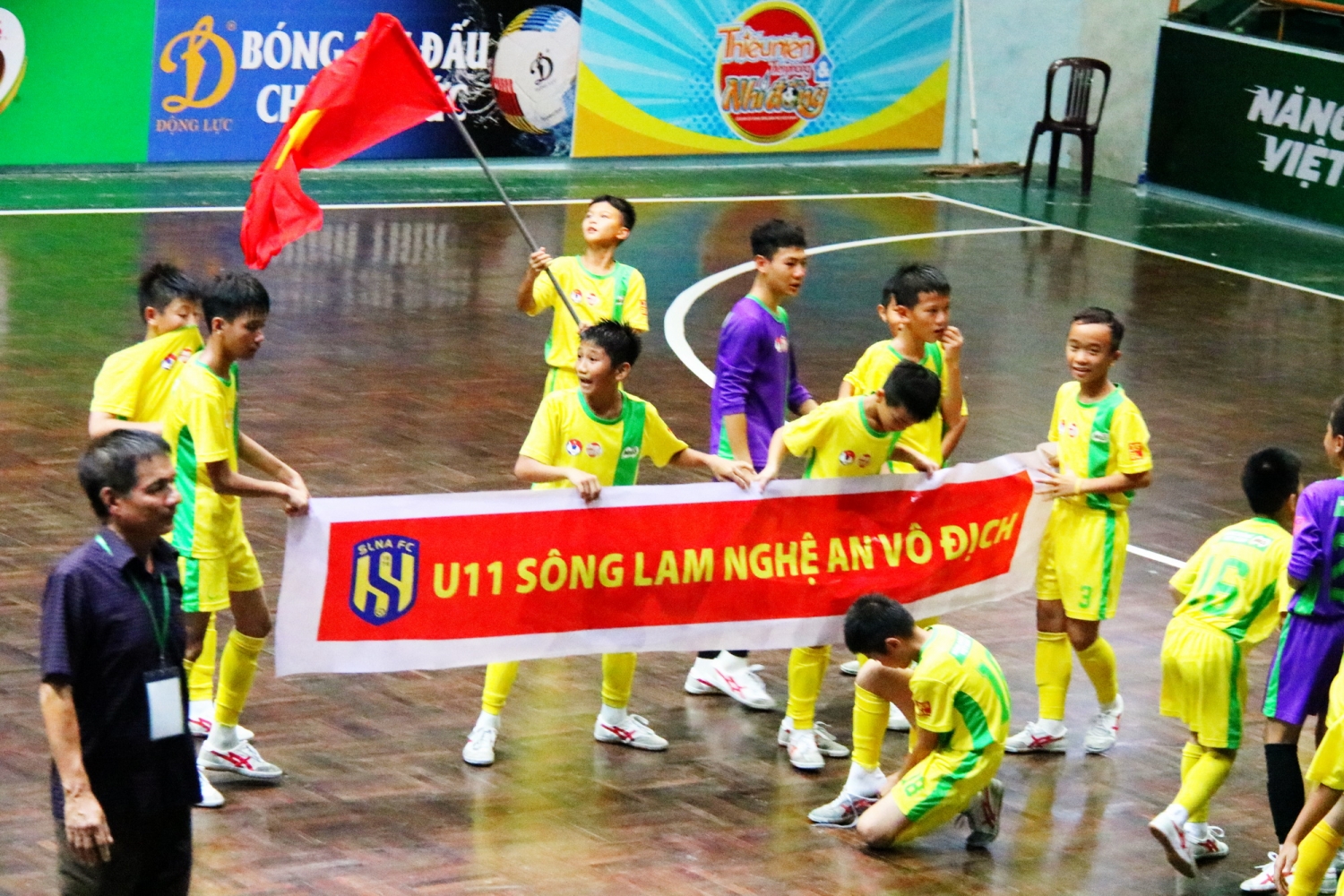 Chung kết Giải bóng đá Nhi đồng (U11) toàn quốc
