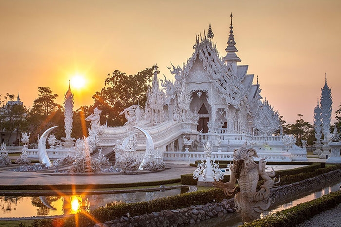 den thai lan dung bo lo chua bach long