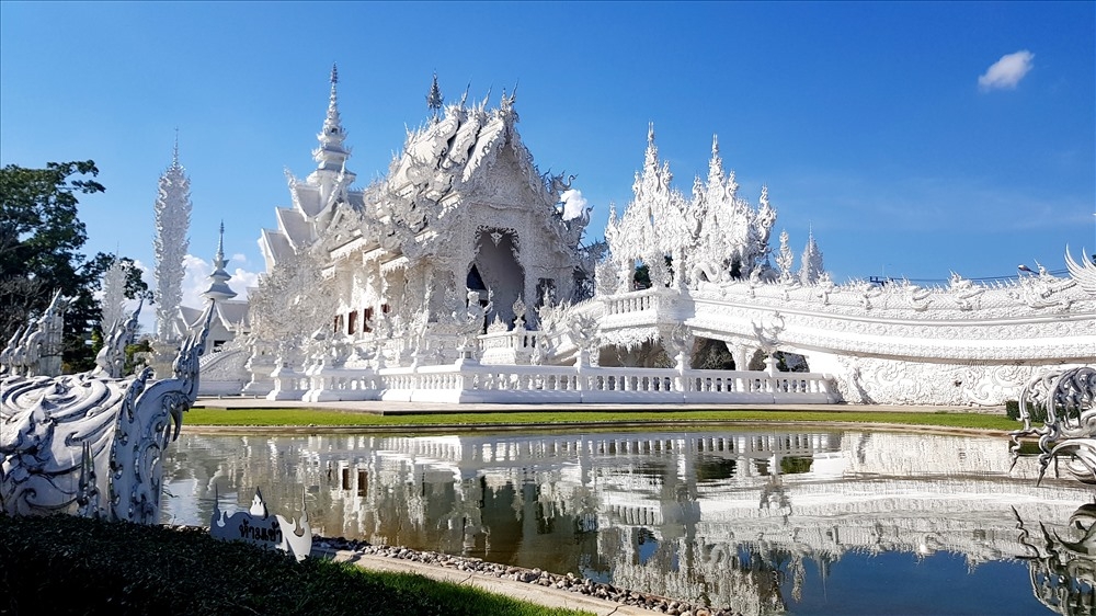 den thai lan dung bo lo chua bach long