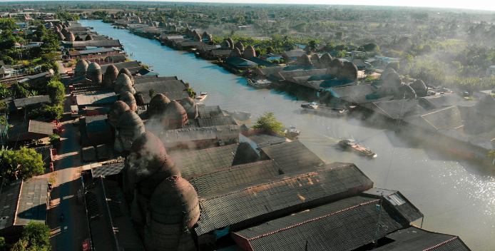 lang gach gom mang thit vuong quoc do cua vinh long