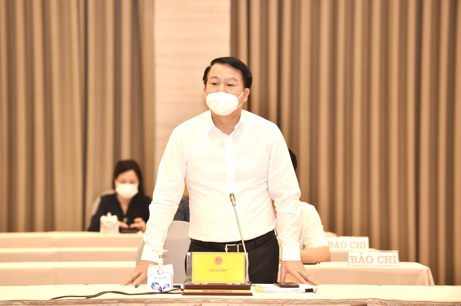 Gia hạn hơn 67.000 tỷ đồng tiền thuế, thuê đất hỗ trợ DN gặp khó khăn do COVID-19