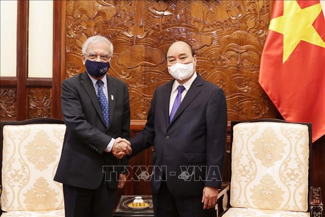 Chủ tịch nước Nguyễn Xuân Phúc tiếp Điều phối viên LHQ Kamal Malhotra đến chào từ biệt trước khi kết thúc nhiệm kỳ