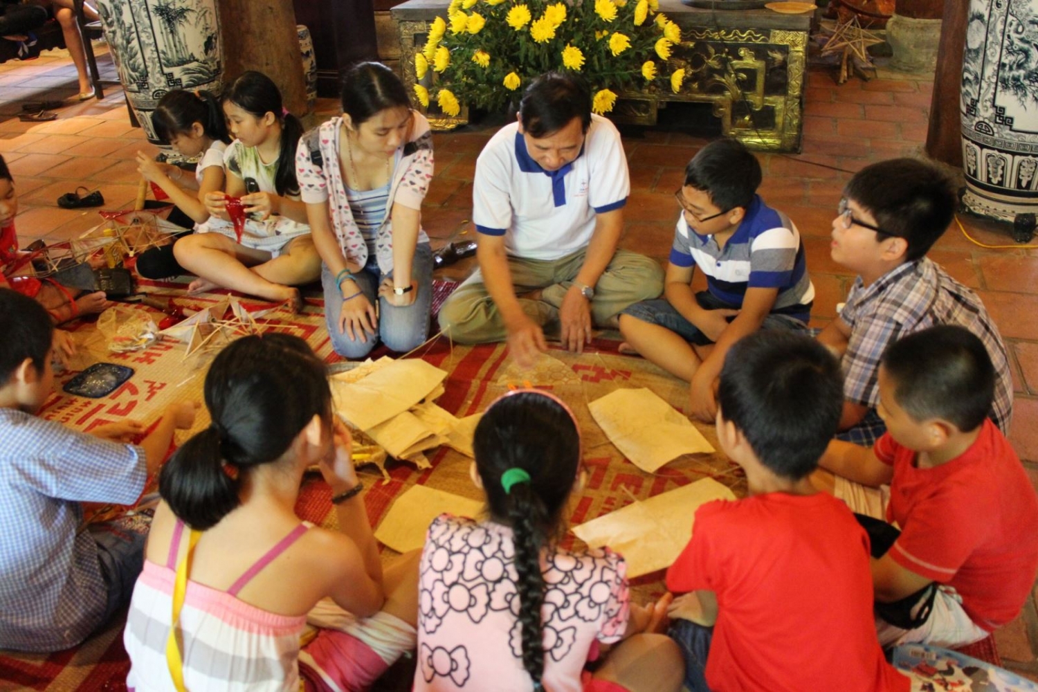pho co ha noi ron rang don tet trung thu 2019