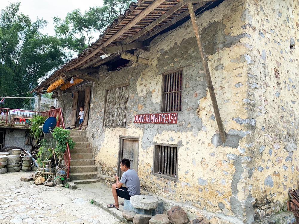 nhung ngoi nha san da tram tuoi o vung bien cuong