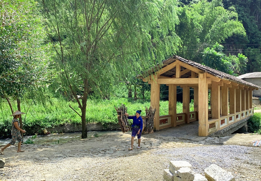 nhung ngoi nha san da tram tuoi o vung bien cuong