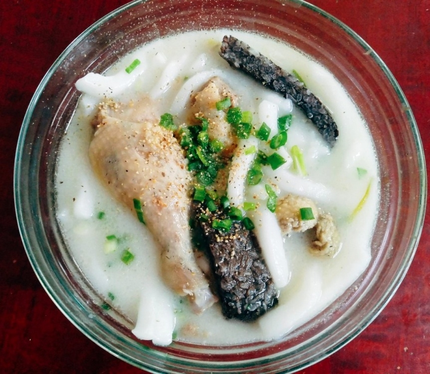 Độc đáo bánh canh bột xắt Bến Tre