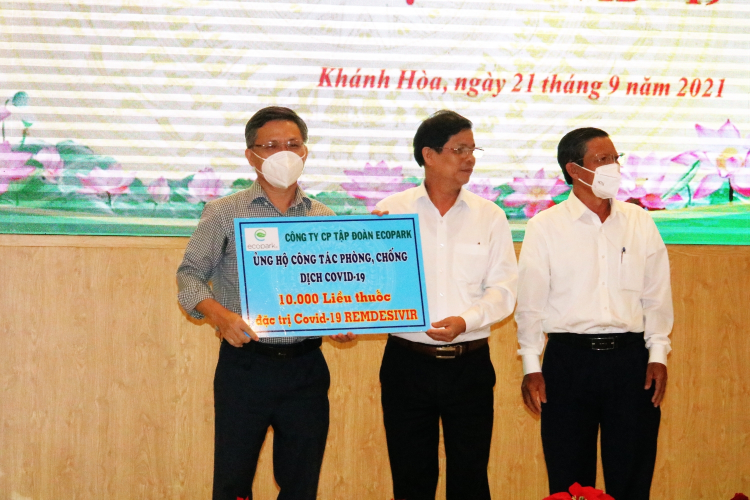 Khánh Hòa tiếp nhận hỗ trợ phòng chống dịch Covid-19