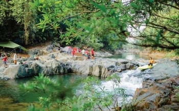 Lên vùng cao chèo sup