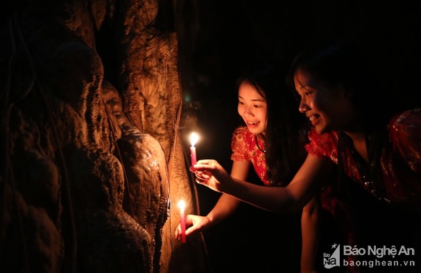 nhung hang dong dep noi tieng o mien tay nghe an