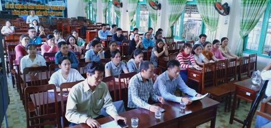 ninh thuan khai giang lop dao tao boi duong nghiep vu pha che do uong va che bien mon an nam 2019
