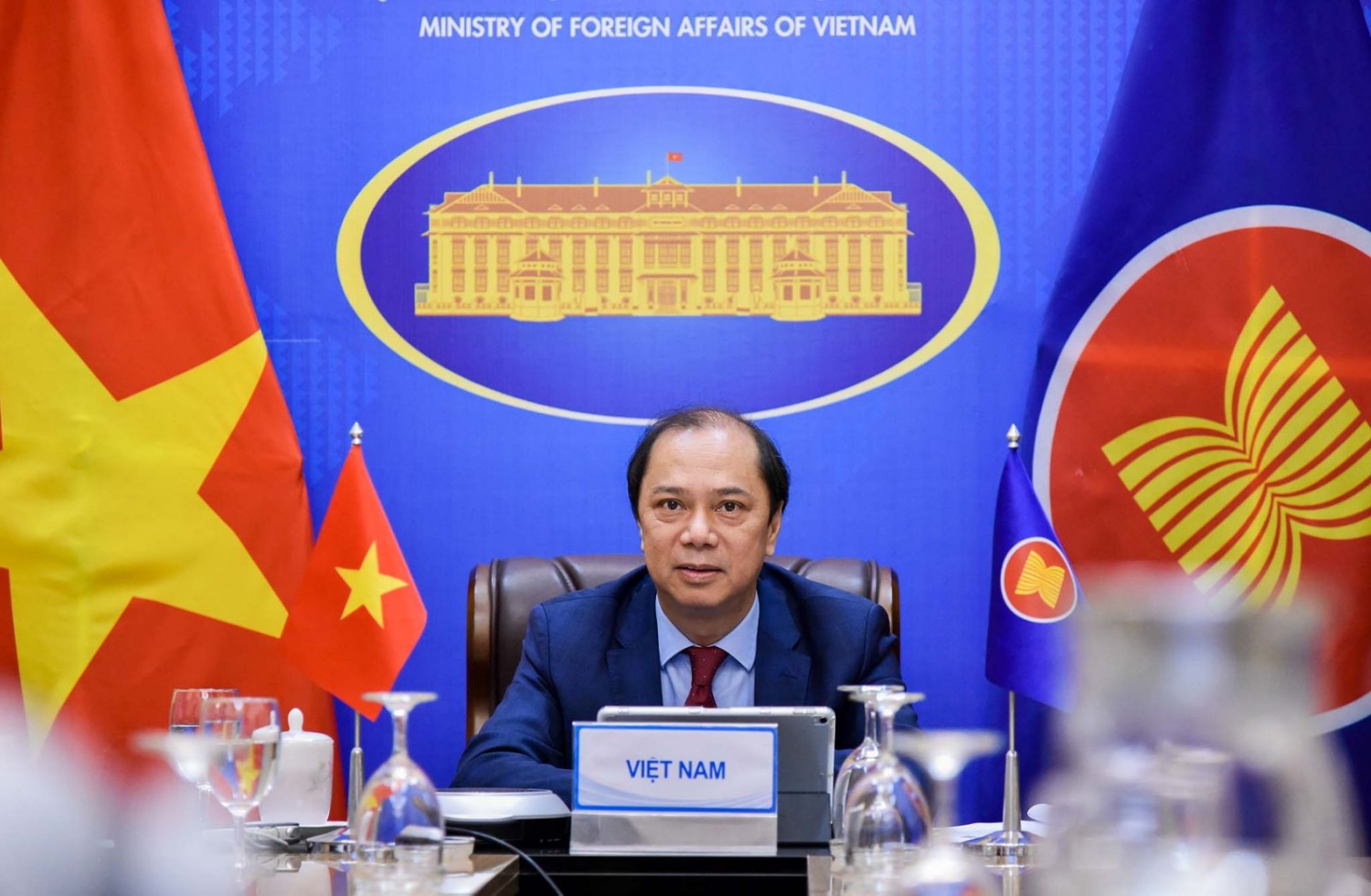 Các Bộ trưởng ASEAN họp trù bị cho các Hội nghị cấp cao ASEAN và Hội nghị cấp cao liên quan
