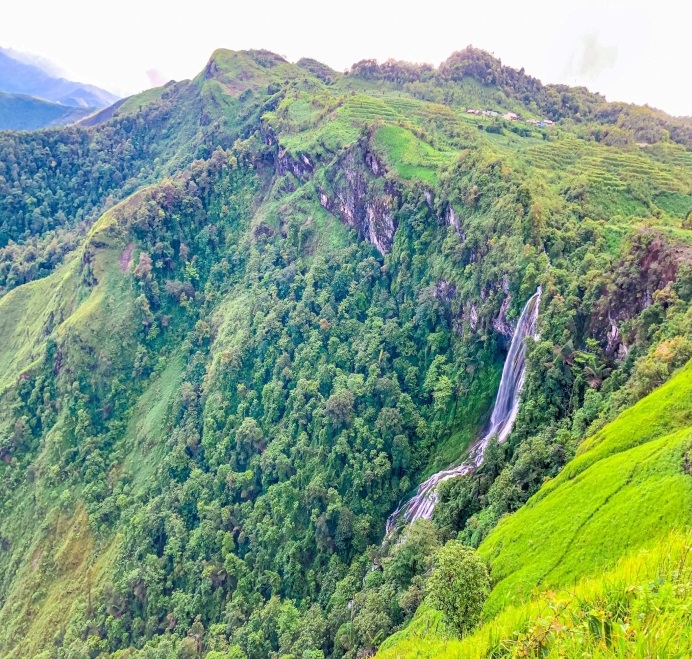 Lai Châu: Vực Thác Sà Dề Phìn - Điểm du lịch tiềm năng của huyện Sìn Hồ Lai Châu: Vực Thác Sà Dề Phìn - Điểm du lịch tiềm năng của huyện Sìn Hồ