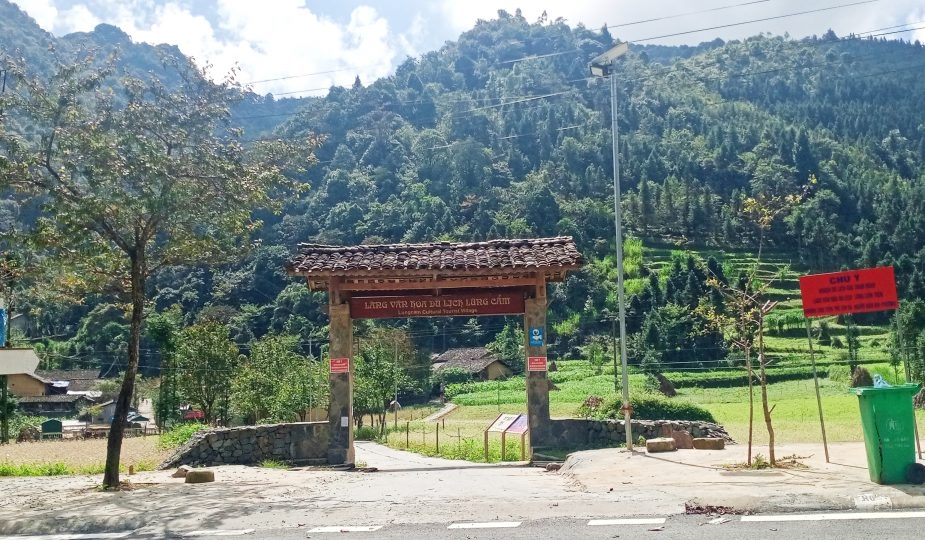 Có một Lũng Cẩm mộng mơ Có một Lũng Cẩm mộng mơ