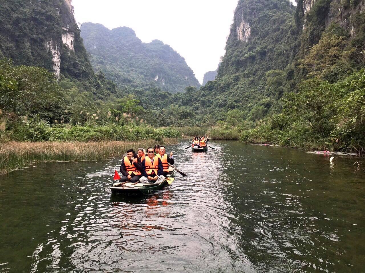 Vẻ đẹp thanh bình của Tràng An khi tiết trời lập Thu Vẻ đẹp thanh bình của Tràng An khi tiết trời lập Thu