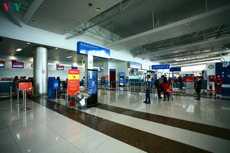 nha ga hang khong nhu bong hoa ruc ro tren cao nguyen