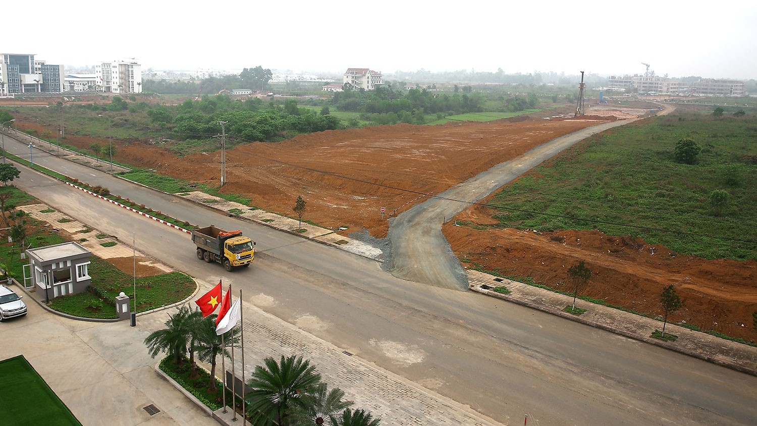 tranh hinh thanh giay phep con khi bo sung giay to dat dai