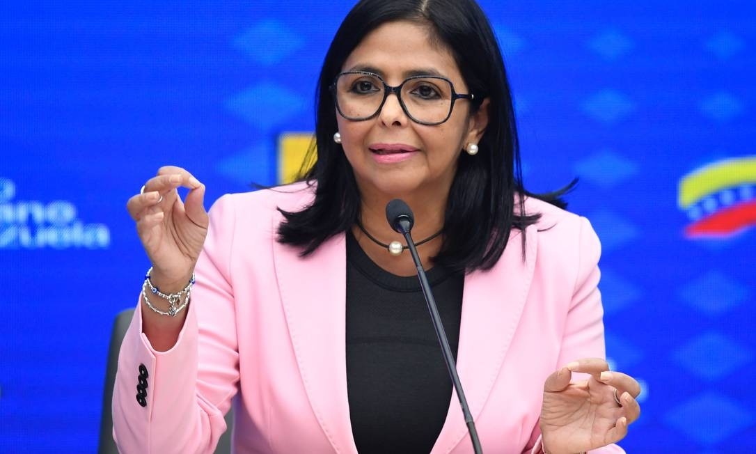 Lãnh đạo nhà nước và Tập đoàn dầu khí Venezuela sang thăm Liên bang Nga