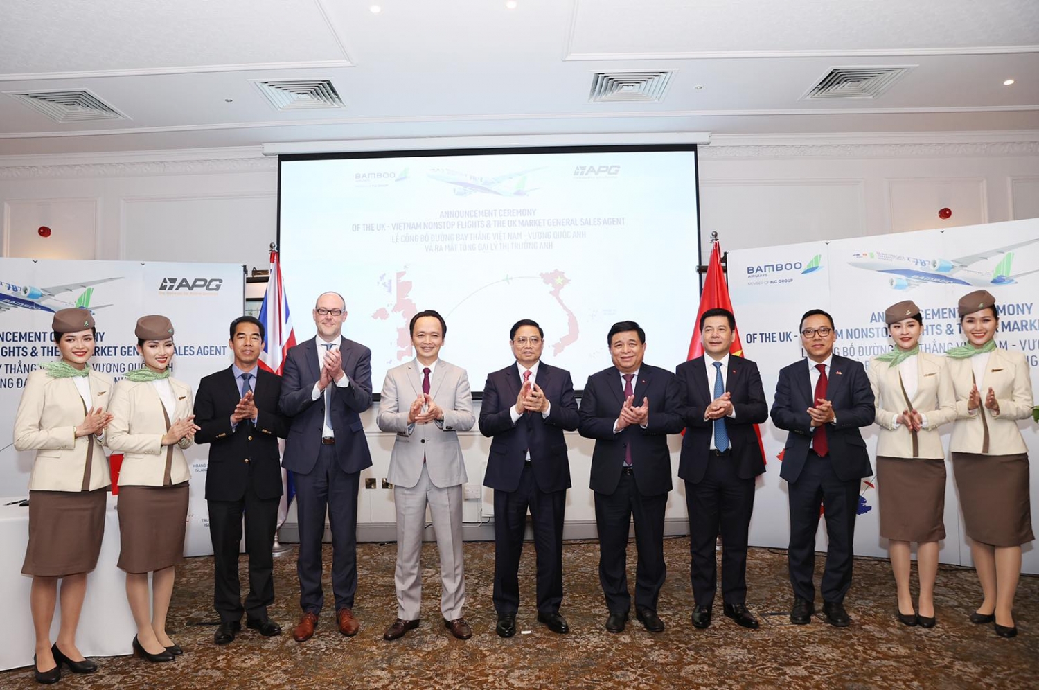 Bamboo Airways công bố đường bay thẳng Việt - Anh và ra mắt Tổng đại lý tại Anh dưới sự chứng kiến của Thủ tướng Chính phủ