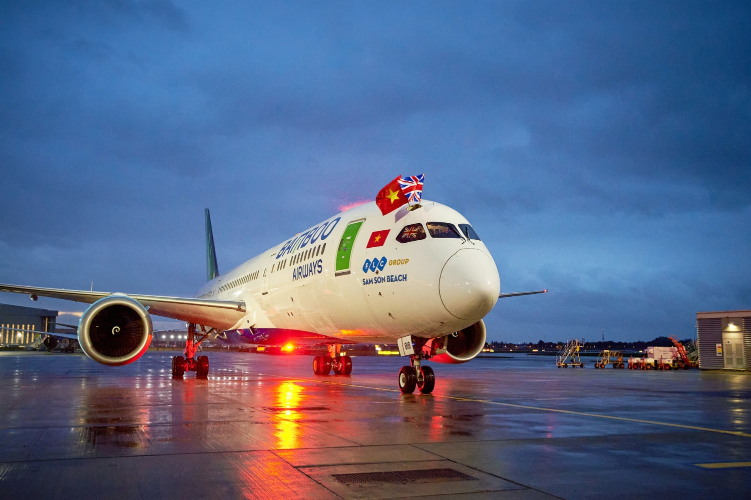 Bamboo Airways công bố đường bay thẳng Việt - Anh và ra mắt Tổng đại lý tại Anh dưới sự chứng kiến của Thủ tướng Chính phủ