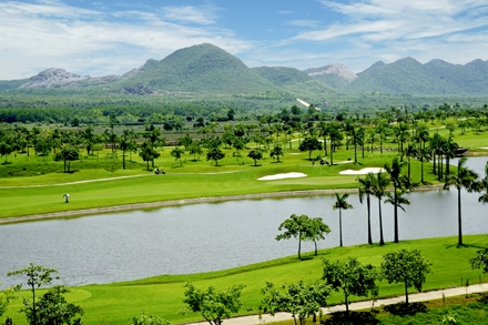 Vẻ đẹp của hồ Đồng Chương khi mùa thu về