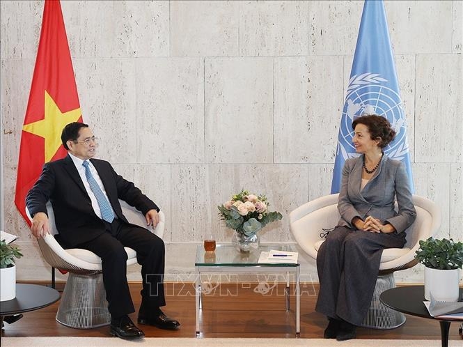 Thủ tướng Chính phủ Phạm Minh Chính thăm Trụ sở UNESCO