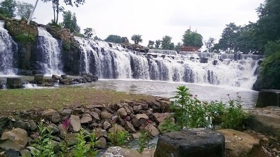 Mùa thác nước đẹp ở Đá Hàn Mùa thác nước đẹp ở Đá Hàn