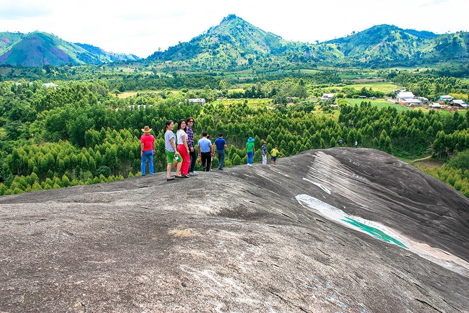 Về Buôn Ma Thuột... hưởng nắng gió cao nguyên