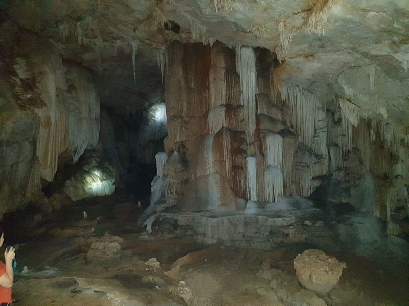 Khám phá vẻ đẹp di tích động Hoa Tiên Khám phá vẻ đẹp di tích động Hoa Tiên