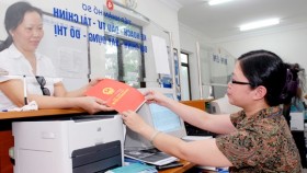 Chuyện thật như đùa ở TP HCM: Người dân từ chối làm sổ đỏ!