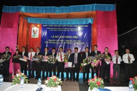 Đảng bộ Hoàng Long Hoàn Vũ JOC’s kết nạp Đảng viên mới
