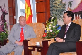 Đoàn đại biểu thanh, thiếu niên LB Nga thăm Petrovietnam