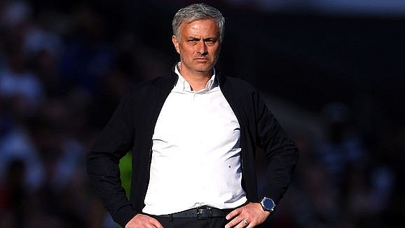 hlv mourinho duoc cap 500 trieu bang de mua cau thu