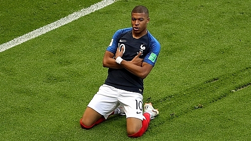 mbappe gap thu thach lon truoc hang thu uruguay