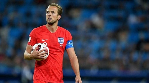 hlv croatia lay tam guong cua messi de de doa kane