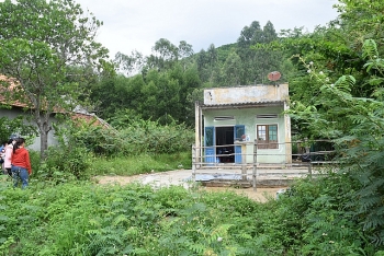 Quảng Ngãi: Con gái đánh chết cha vì bị la mắng