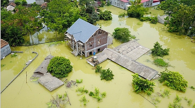 vung ron lu ha noi ngap trong bien nuoc nhin tu flycam