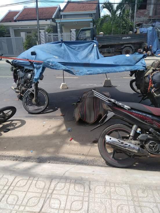 tai nan lien hoan nu du khach ba lan bi xe tai tong tu vong
