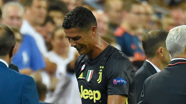 cronaldo nhan the do sai mot ly di mot dam
