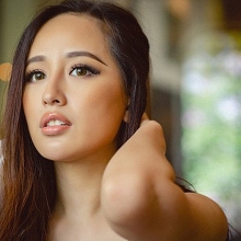 hoa hau mai phuong thuy nong bong trong bo anh moi