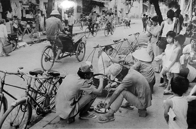Hoài niệm Sài Gòn qua xe đạp, xích lô và phim ảnh hoai niem sai gon qua xe dap xich lo va phim anh