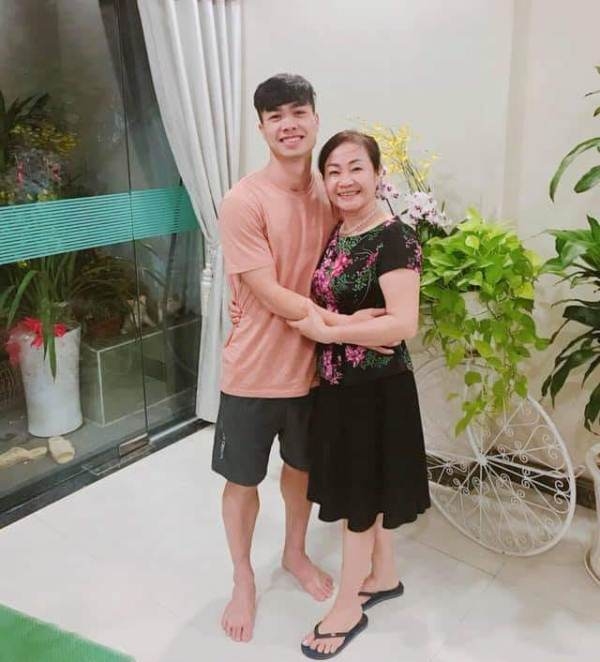 truoc gio g xem anh doi thuong dang yeu cuavu khi toi tan doi tuyen viet nam