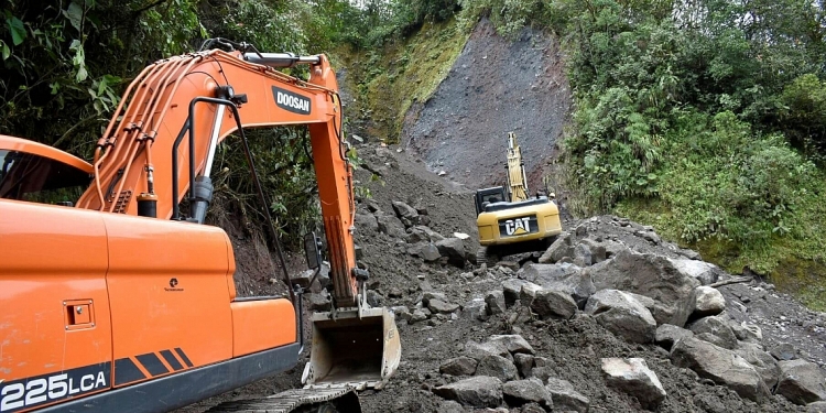 Ecuador nối lại hoạt động khai thác dầu mỏ