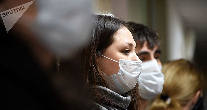 nga tao ra khau trang tu lam sach va diet virus